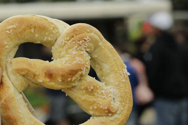 Eat the Streets 757 food truck rodeo at Virginia Beach Farmers Market - Pretzel form The Thirsty Frog