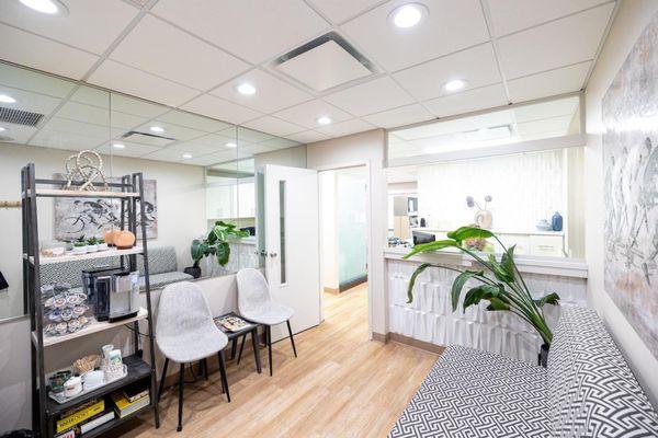 At Hewlett Dental Excellence, we strive to offer our patients a comfortable, caring dental experience in a relaxing and moder...