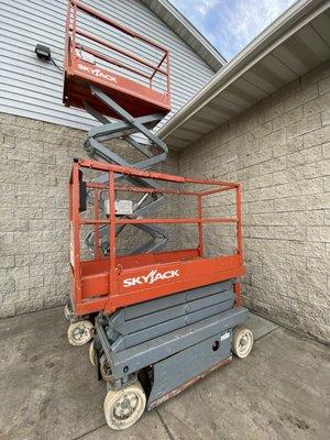 Scissor Lift Rental