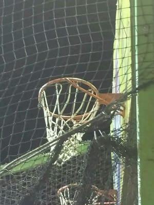 Hoop is bent so you cant get ball in