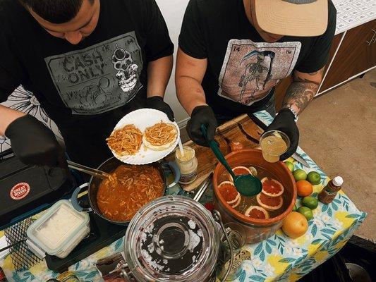 East Side Eats during my solo show on 5/5/23. Chicken Tinga Kimchi Toastadas + Cantarito