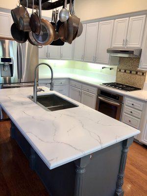 Epoxy countertops coating over existing granite countertop