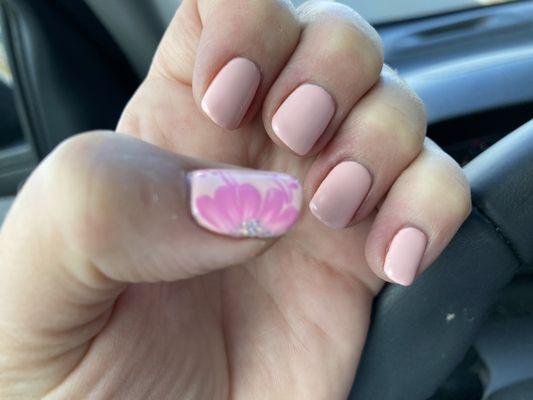 My favorite nail tech is AMY!