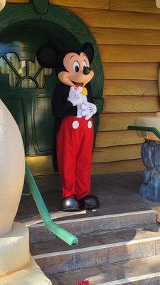 Mickey  11-02-2021