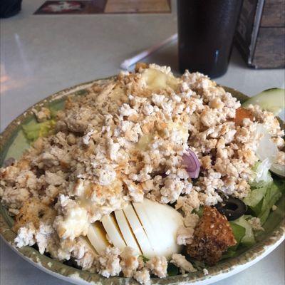 Chicken cheese steak salad