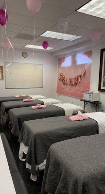 Schedule your next spa party with us at a affordable price!