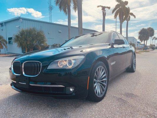 2012 BMW 740I LOW MILES