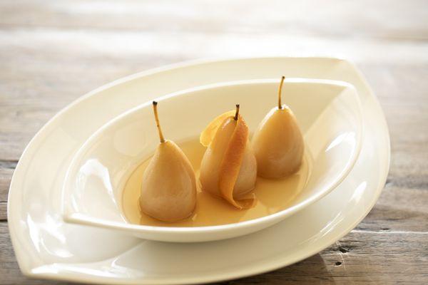 Poached Pears shot for Edible Monterey Bay. Food styling by Analuisa Bejar from Sunny Cafe Bakery in Carmel Valley Village.