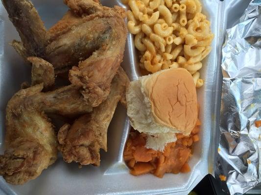 4 fried chicken wings. Macaroni and cheese. Candy yams.