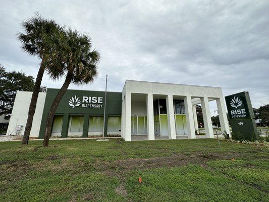 Rise Dispensary Brandon