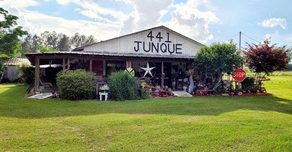 441 Vintage Junque Market