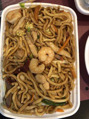 Special house Lo mein