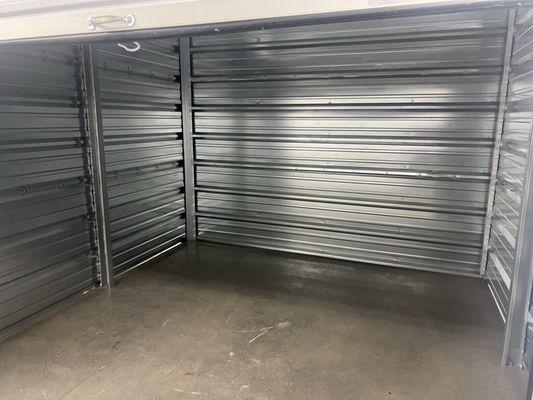 Storage unit