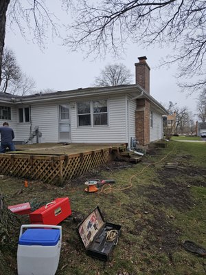 Deck removal in Wheaton IL