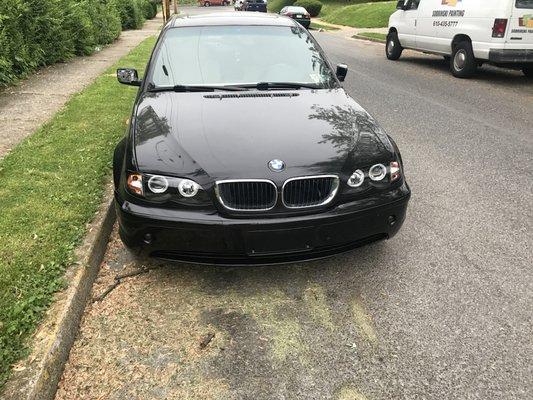 One piece head lights installed on 2002 bmw 325 I halo with led