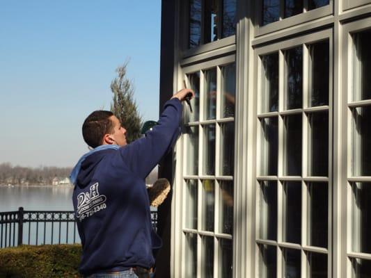 D & H Window & Gutter Cleaning