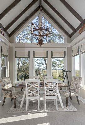 Breakfast area with newly painted ceiling