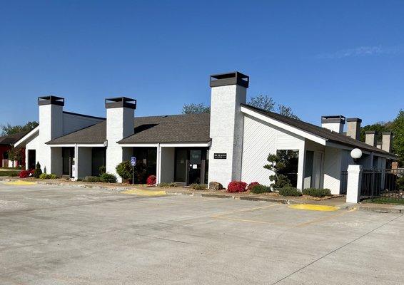 Convenient location in the heart of Jonesboro