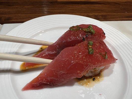 Garlic Tuna sushi