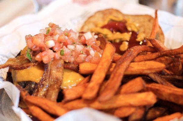 Emu Burger w/ Sweet Potato Fries