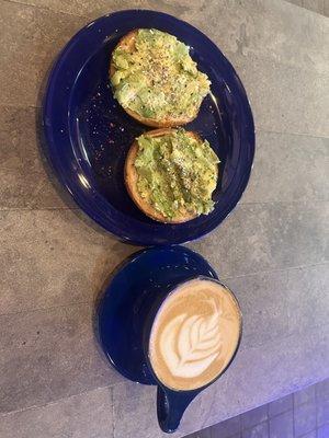 Avocado bagel Latte