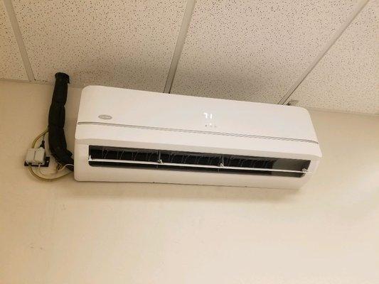 New Carrier mini split install in an office server room