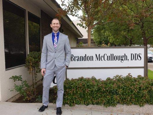 Dr Brandon McCullough