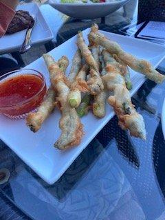 Tempura Asparagus with chili sauce