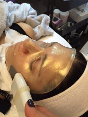 And luxurious gold treatment before your big event!