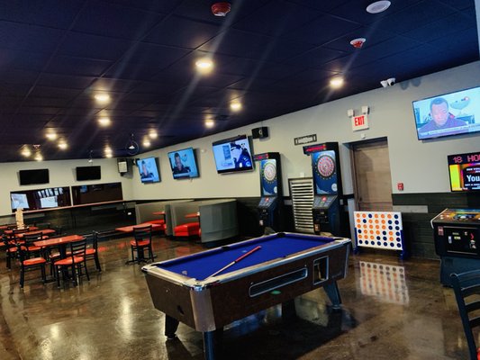 Nice pool table , darts , jenga and connect four .