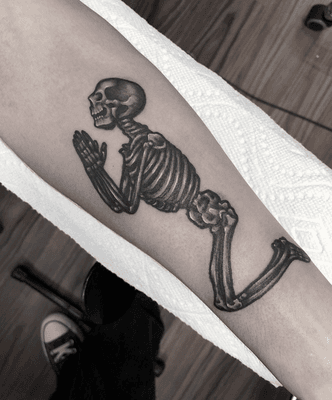 Black and grey realism skeleton.  I love the contrast in this one! Artist: Amanda Creek