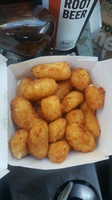 The piping hot and fresh order of cheese curds!