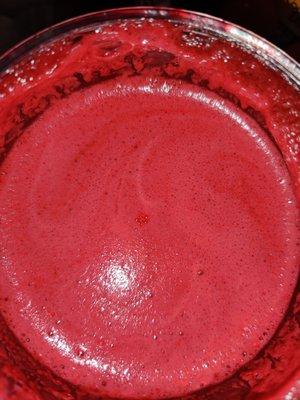 Beet,apples and Ginger Juice.