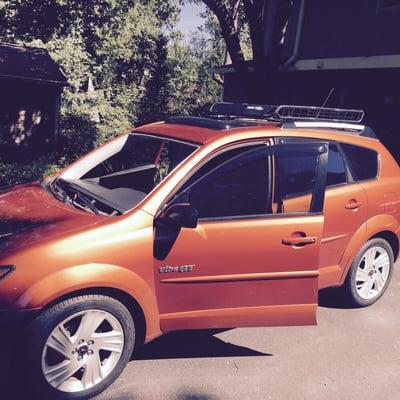 Pontiac Vibe, before windshield replacement