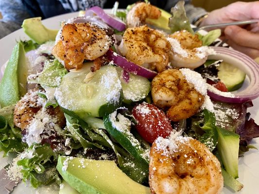 Cajun shrimp salad