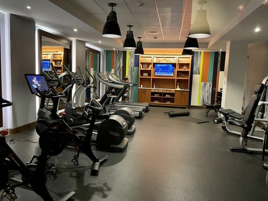 fitness center...yes those are Peloton Bikes you see on the left