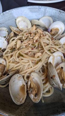 Chitarra alla vongole pasta- delish