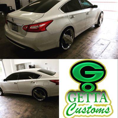 22 inch Single Blades on this Altima..