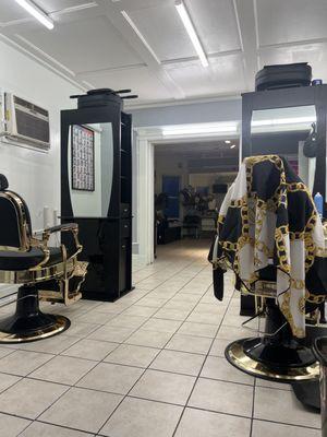 Men's Barberstations.