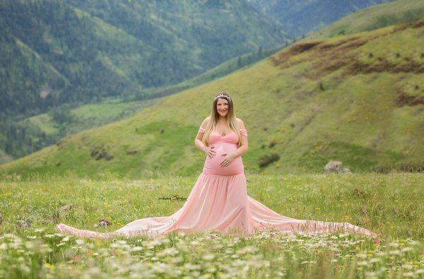 North Idaho maternity photographer