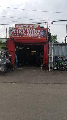 Speed Muffler Tire shop