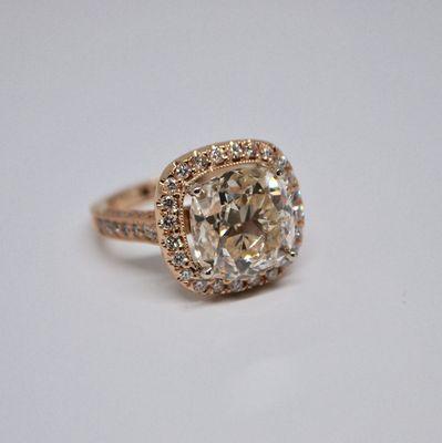 Custom made 6ct cuahion cut diamond engagement ring. Brio jewelry