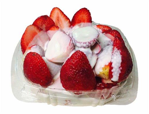 Fresas con crema, strawberries.