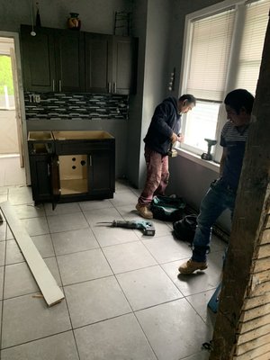 Removing Cabinets