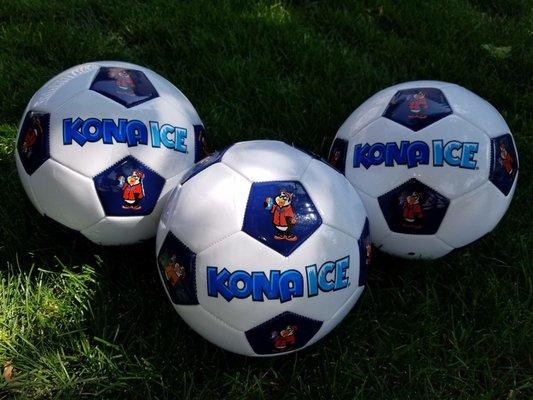 Fundraising for soccer with Kona Ice