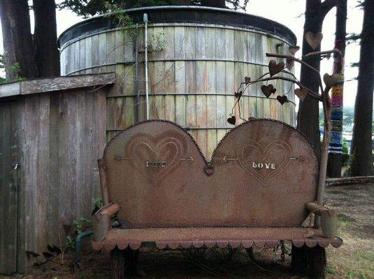 The welcoming bench