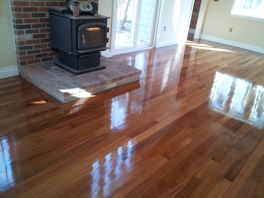 We at IHHF specialize in the refinishing and installation of unfinished and prefinished hardwood flooring.