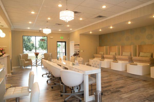 Interior of Prim & Posh, the best nail salon in New Orleans, located in Lakeview.