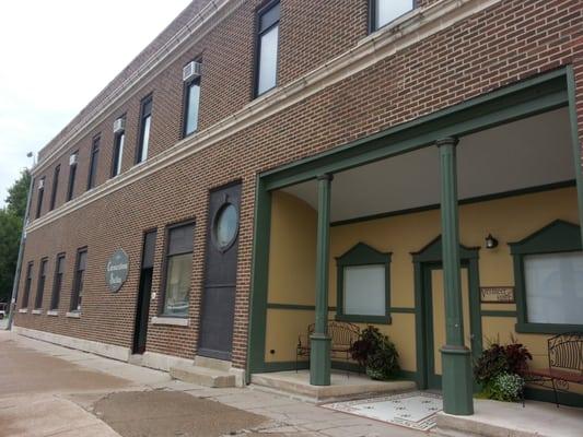 Cornerstone Suites - entrance to suites and Vermeer Suite