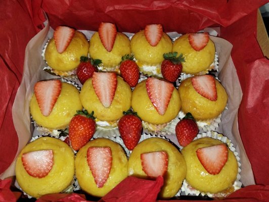 Tres leches cupcakes